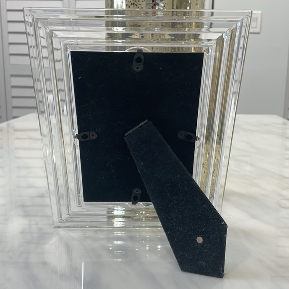 MODERN ORREFORS CRYSTAL CLEAR PHOTO/PICTURE FRAME. FOR 5” x 7” PHOTO - Picture 3 of 4